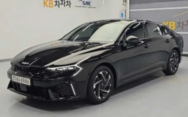 EV3스탠다드 중고차 더 뉴 K5 하이브리드 3세대 시그니처 매물 사진 19 - 2025/07 2,891km
