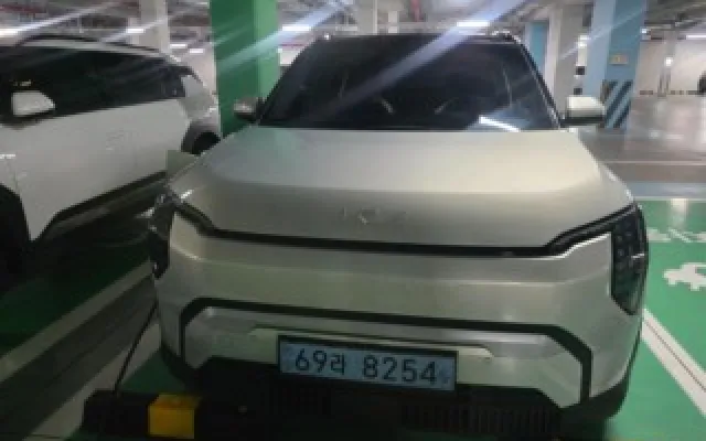 EV3스탠다드 중고차 EV3 스탠다드 매물 사진 5 - 2024/10 55,403km