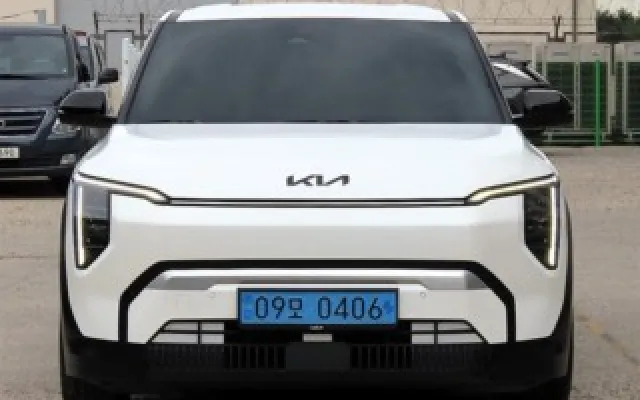 EV3스탠다드 중고차 EV3 롱레인지 2WD 매물 사진 9 - 2024/08 49,747km